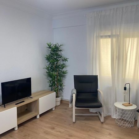 Pleno Centro, Cerca De Todo Con Wifi Gratis Y Ascensor Apartment Santander Bagian luar foto