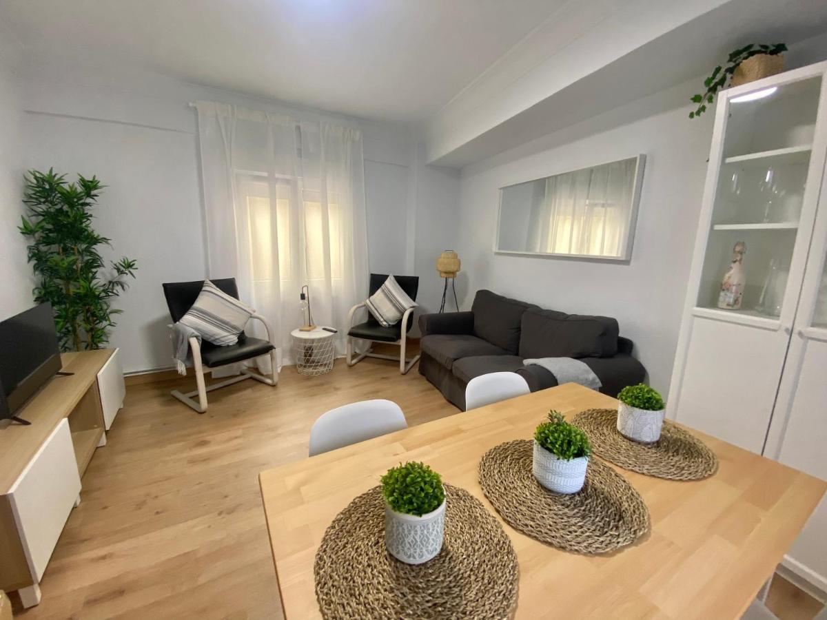Pleno Centro, Cerca De Todo Con Wifi Gratis Y Ascensor Apartment Santander Bagian luar foto