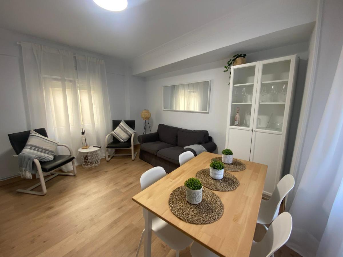 Pleno Centro, Cerca De Todo Con Wifi Gratis Y Ascensor Apartment Santander Bagian luar foto